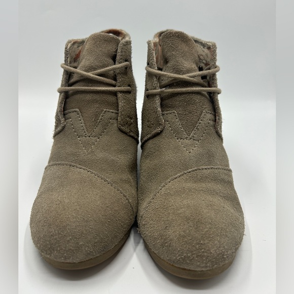 Toms Tan Suede Wedge Boots Women Size 7.5 - Picture 2 of 8